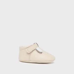 Pepito Con Velcro Beige. Mayoral